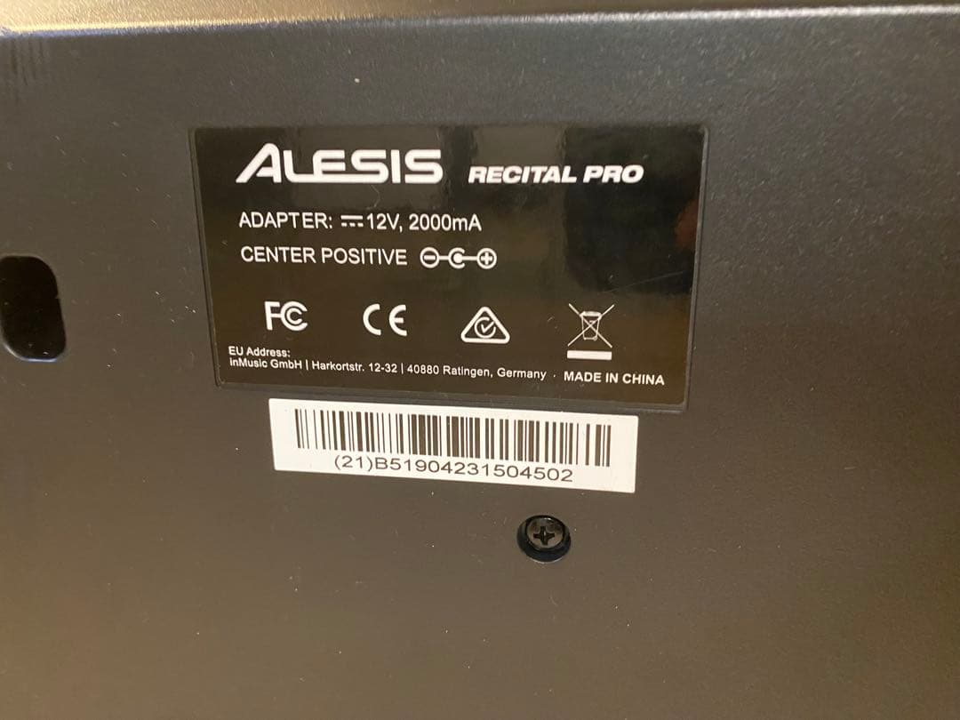 美品　Alesis Recital Pro 88鍵電子ピアノ