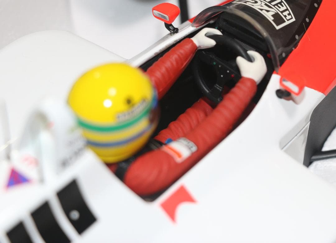 超貴重ビックスケール１／12　マクラーレン・ホンダMP4／4　ターボ　セナコレ