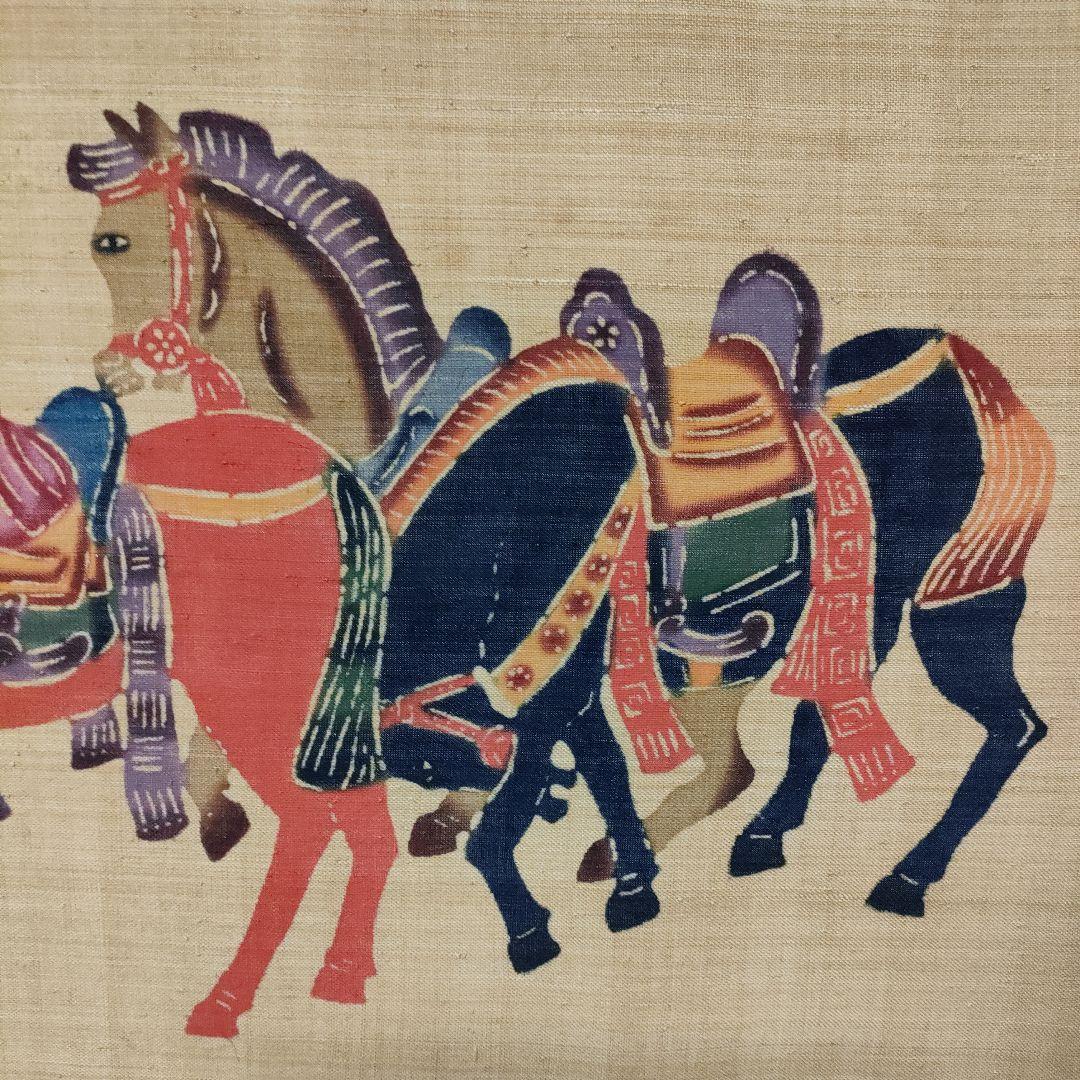 末吉安久作 琉球紅型　半折扁額 大判芭蕉布「吉祥馬図」