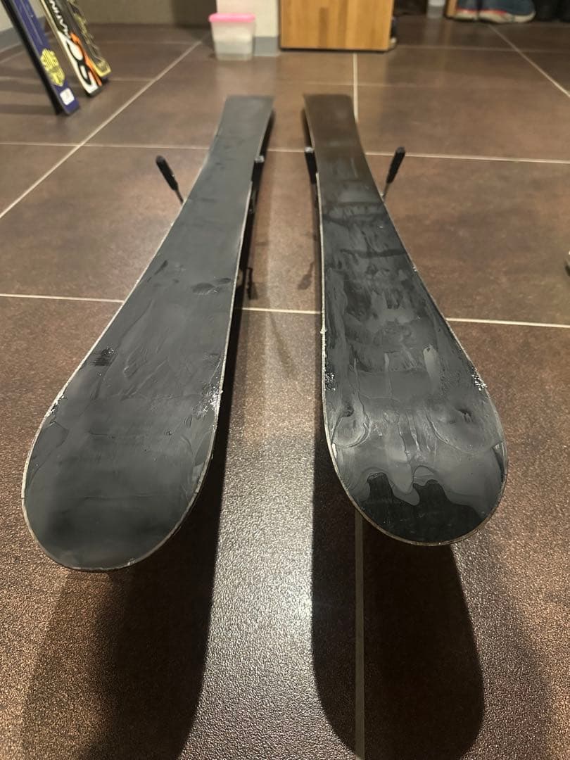 Salomon suspect 140cm スキービンディング