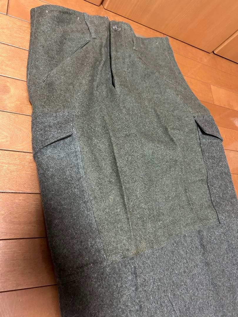 スウェーデン軍　M39ウールカーゴパンツ　軍パン　サバゲー　実物　グレー