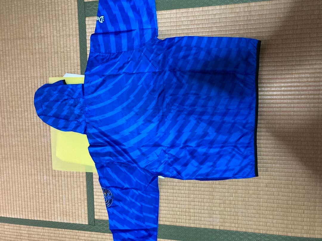 横浜Denaベイスターズ　ウインドブレーカービジター　サイズ　Ｍ　新品未使用