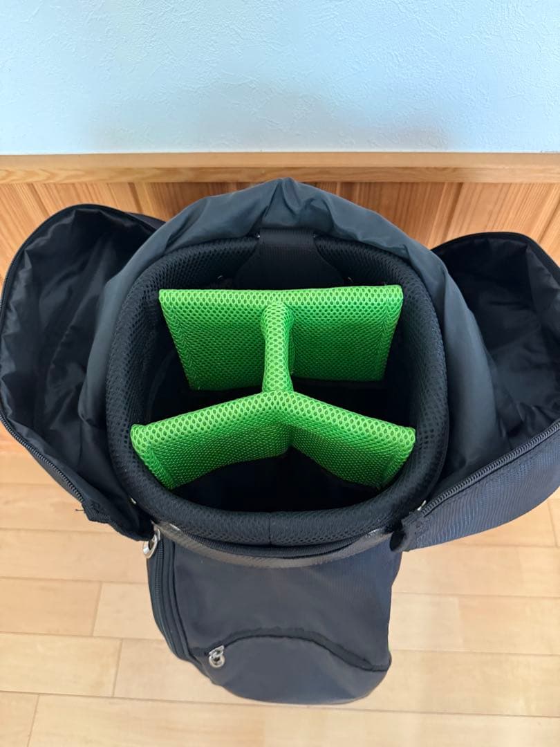 TaylorMade キャディバッグ 黒/緑