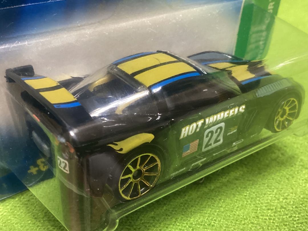 ホットウィール TREASURE HUNTS 新品 コルベットC6R