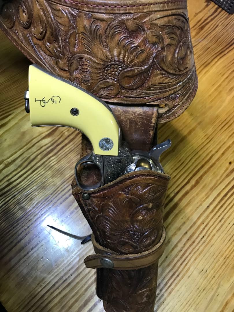 パットン将軍　コルト　ガンベルト付き！