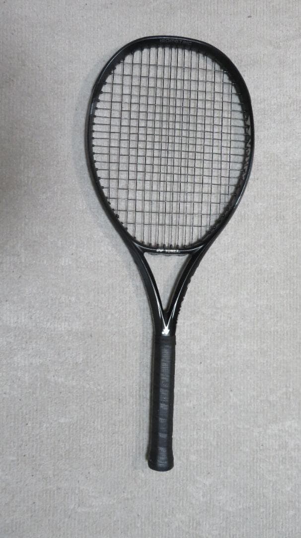 硬式テニスラケット（ヨネックス　ezone100　2024）