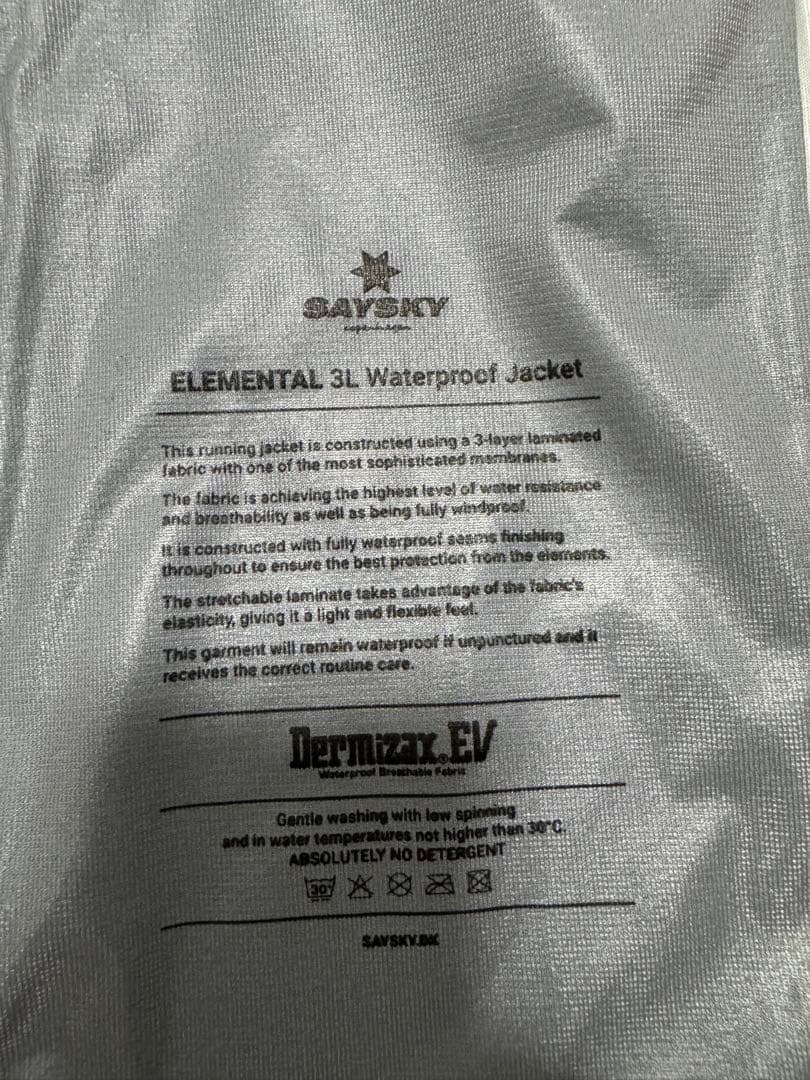 【ブラックフライデー】SAYSKY ウォータープルーフ 防水透湿 ランニング