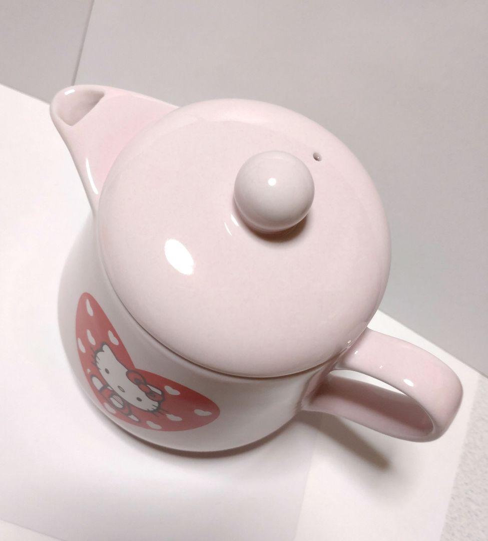 ハローキティ 食器セット■ティーポット/カップ &陶磁器製カップ& 醤油差し