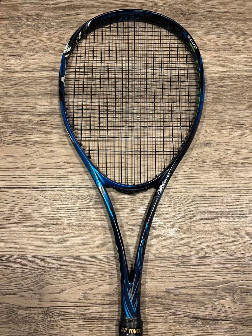 ミズノ　V-05 テニスラケット