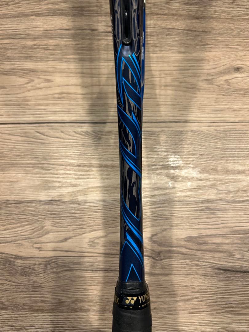 ミズノ　V-05 テニスラケット