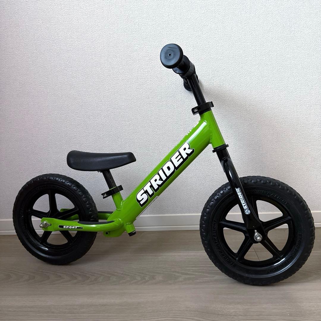 STRIDERストライダーグリーンスポーツモデルSPORT 12インチカバー付き