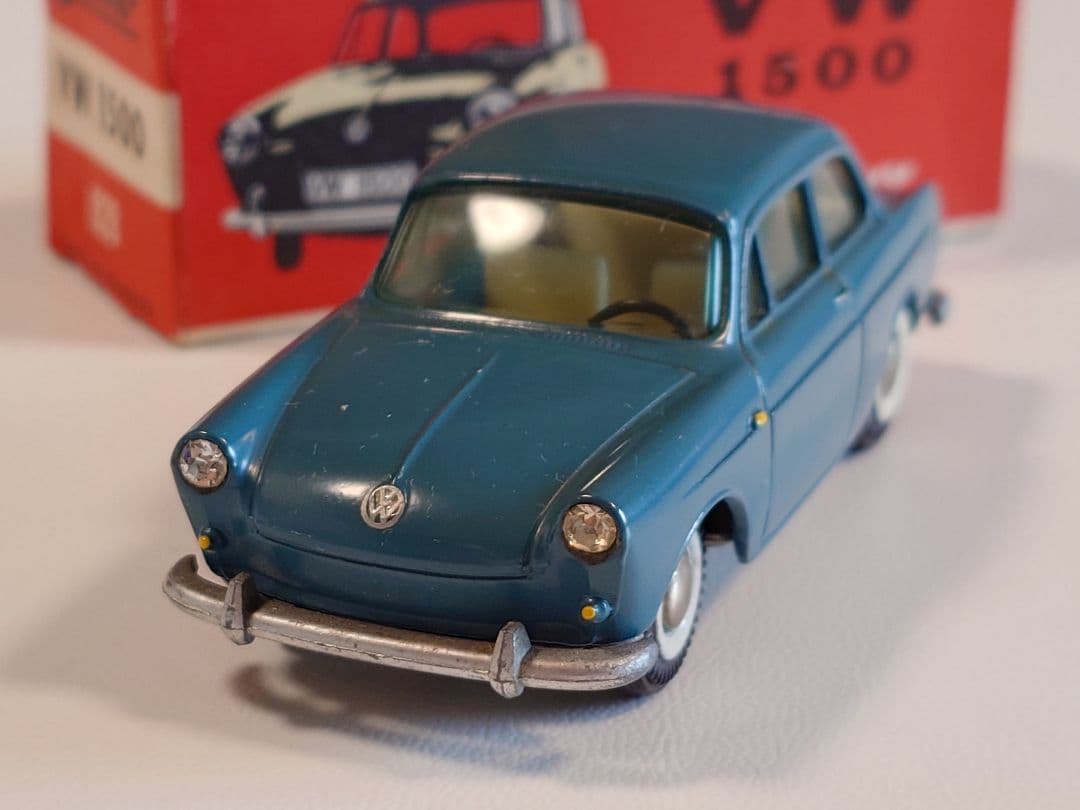 ミニカー TEKNO NO.828 VW 1500