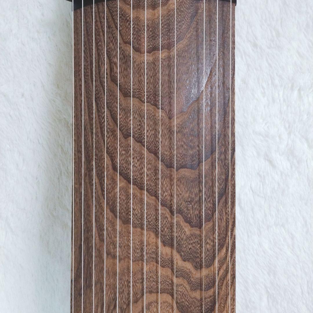 特選 高級琴 箏 13弦 くり甲 綾杉彫り 玉縁包み柏葉