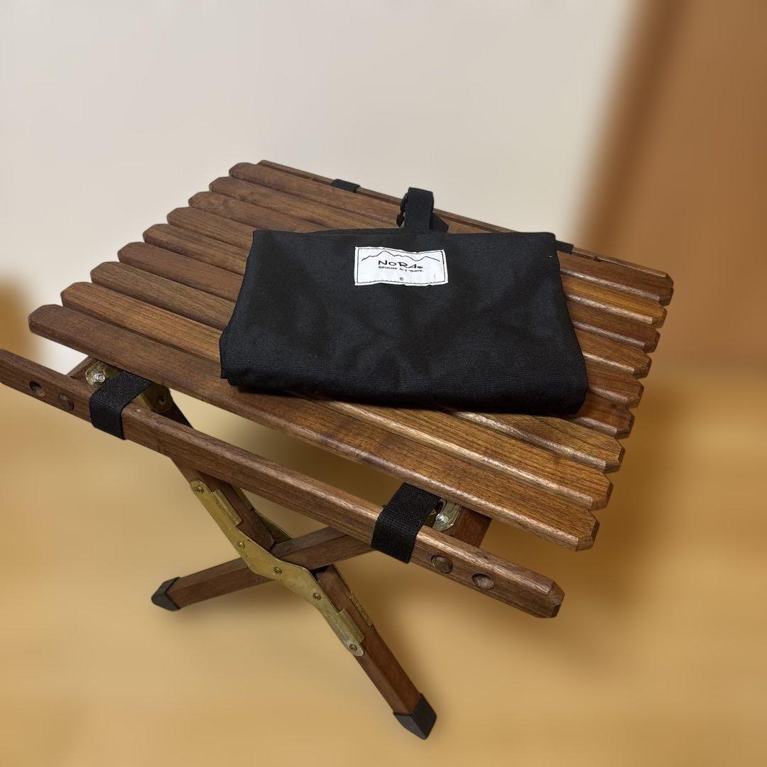 NORAs ノラズ　サイドテーブル　ウォールナット