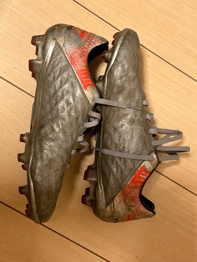 ティエンポレジェンド 8 PRO FG AT6133- 906 天然芝用