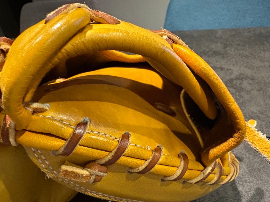 Hi-Gold☆ハイゴールド レトロ捕手ミット（GKM-222）紐切れあり