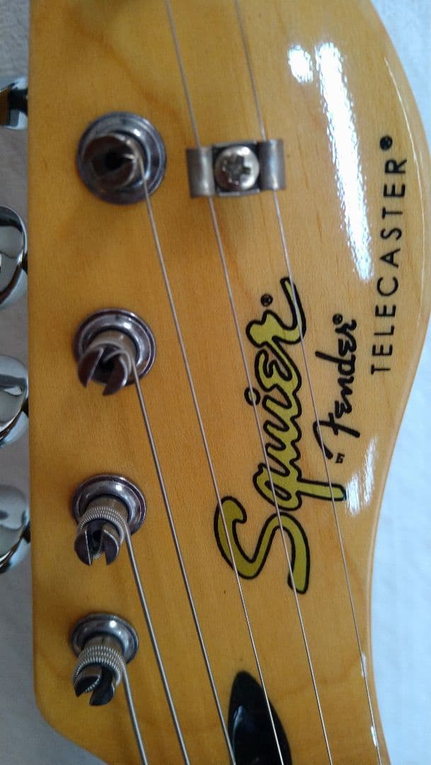 SQUIER　テレキャスター SCANDAL HARUNA スカル柄