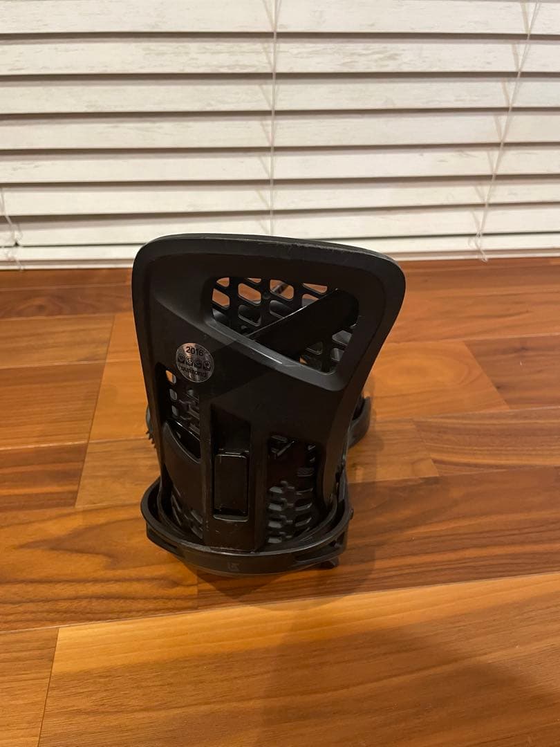 Burton Genesis Mサイズ ブラック ビンディング