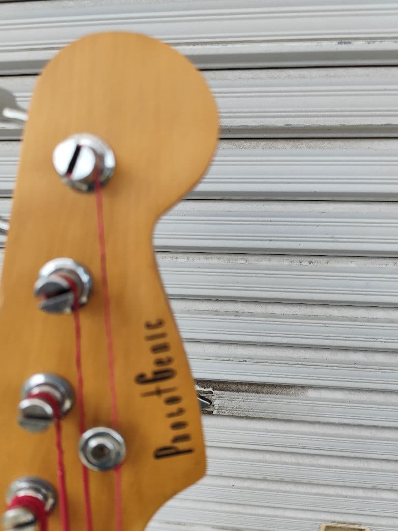 フォトジェニック　ベース中古品