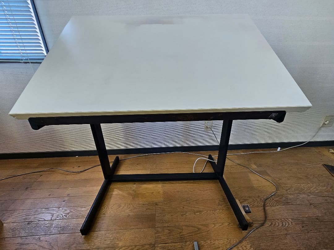 製図台と製図板