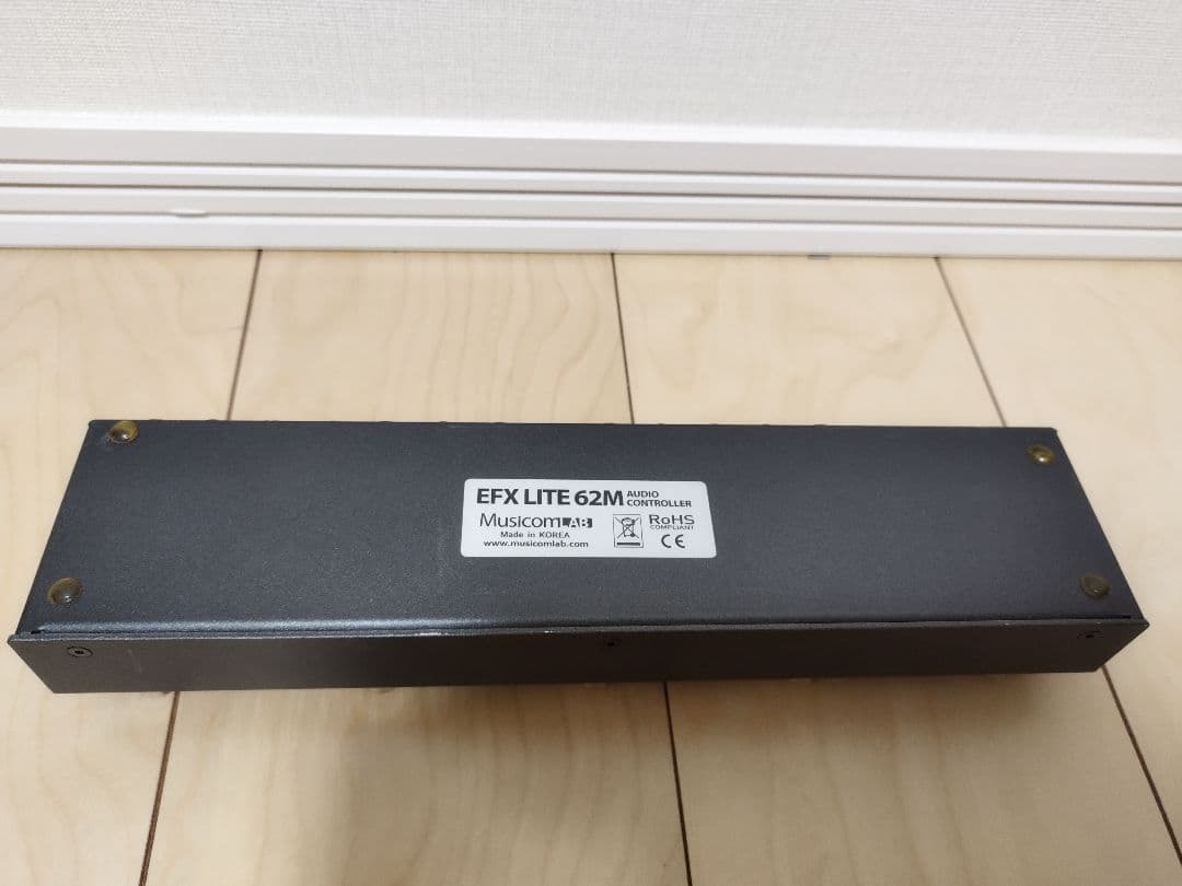 Musicom Lab EFX LITE 62M プログラマブル スイッチャー