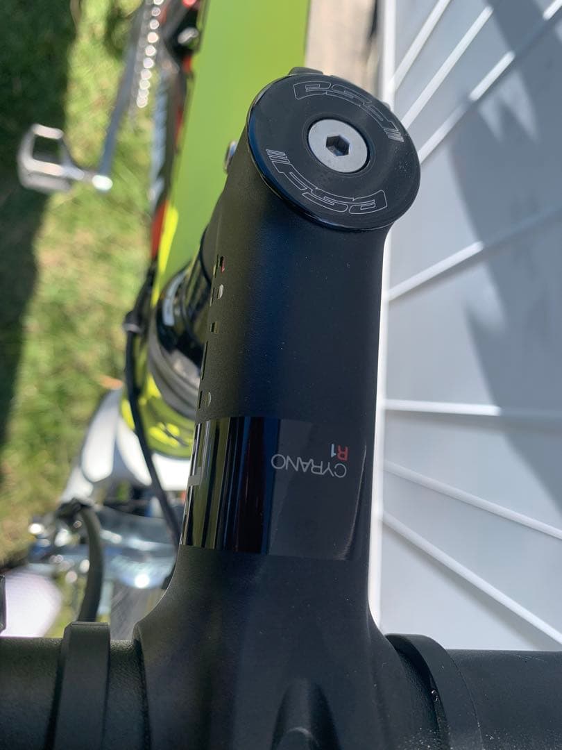 CARRERA ロードバイク　VELENO TS ミドルグレード