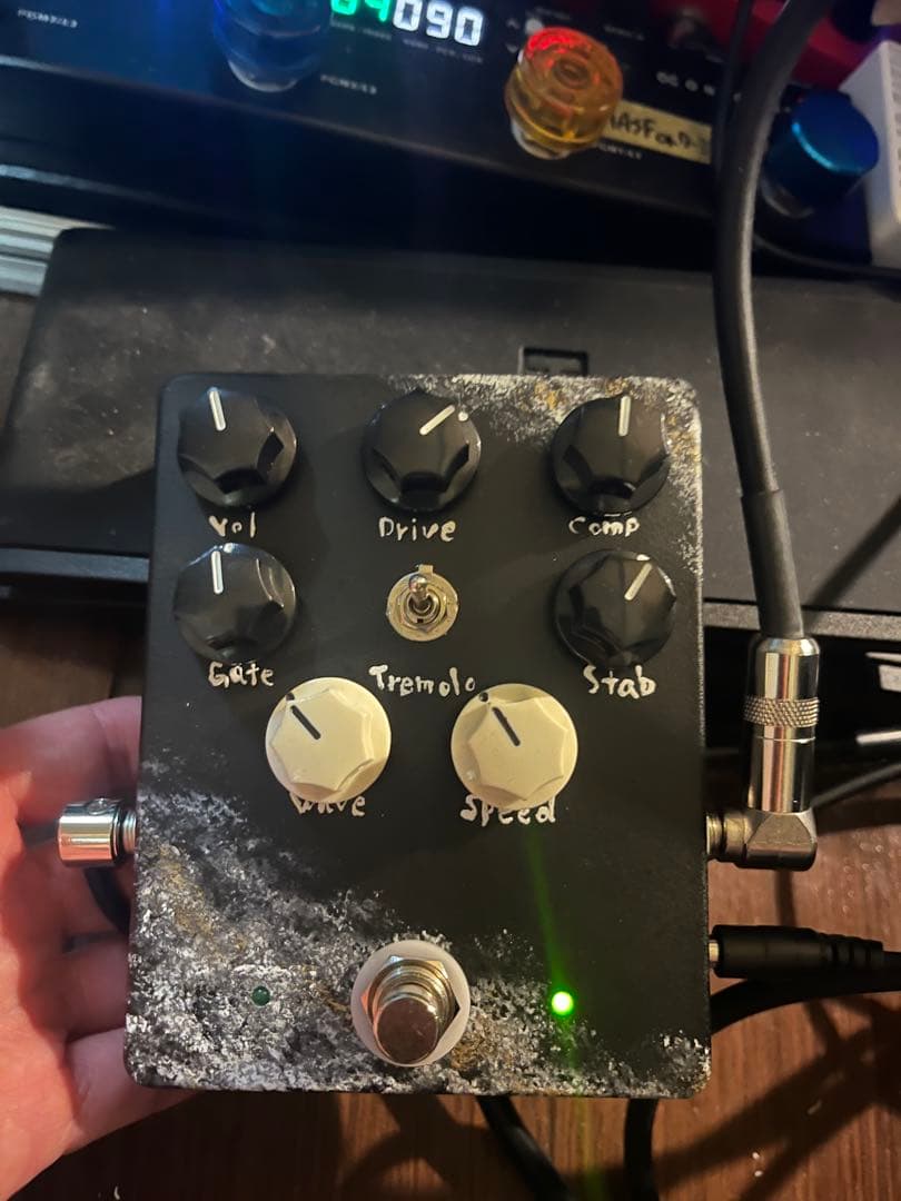 FUZZ FACTORYクローン+トレモロ(試奏動画有り)