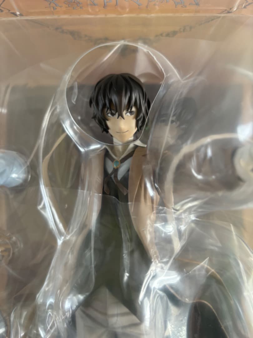 太宰治 文豪ストレイドッグス  1/7 完成品フィギュア