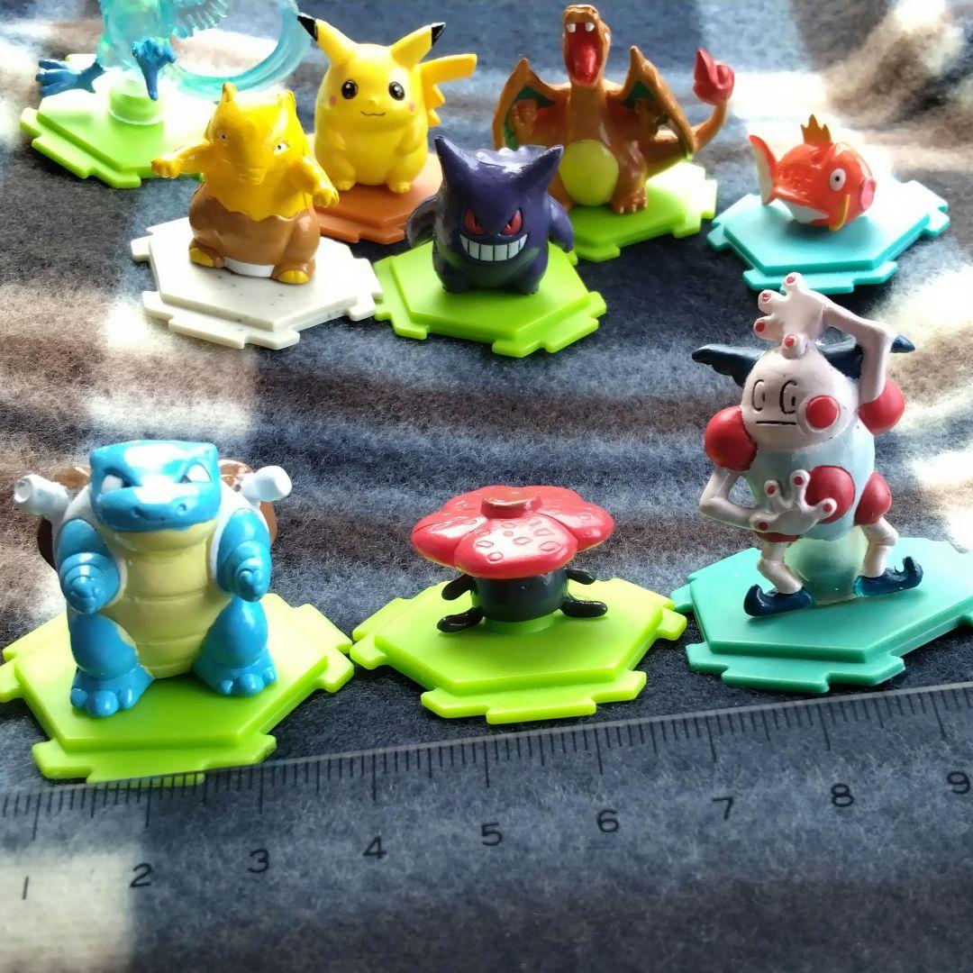 ポケモン　ミニフィギュア　フルカラースタジアム 　ピカチュウ