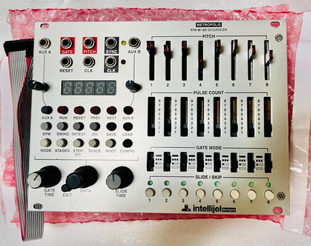 Intellijel Metropolis ユーロラック シーケンサー