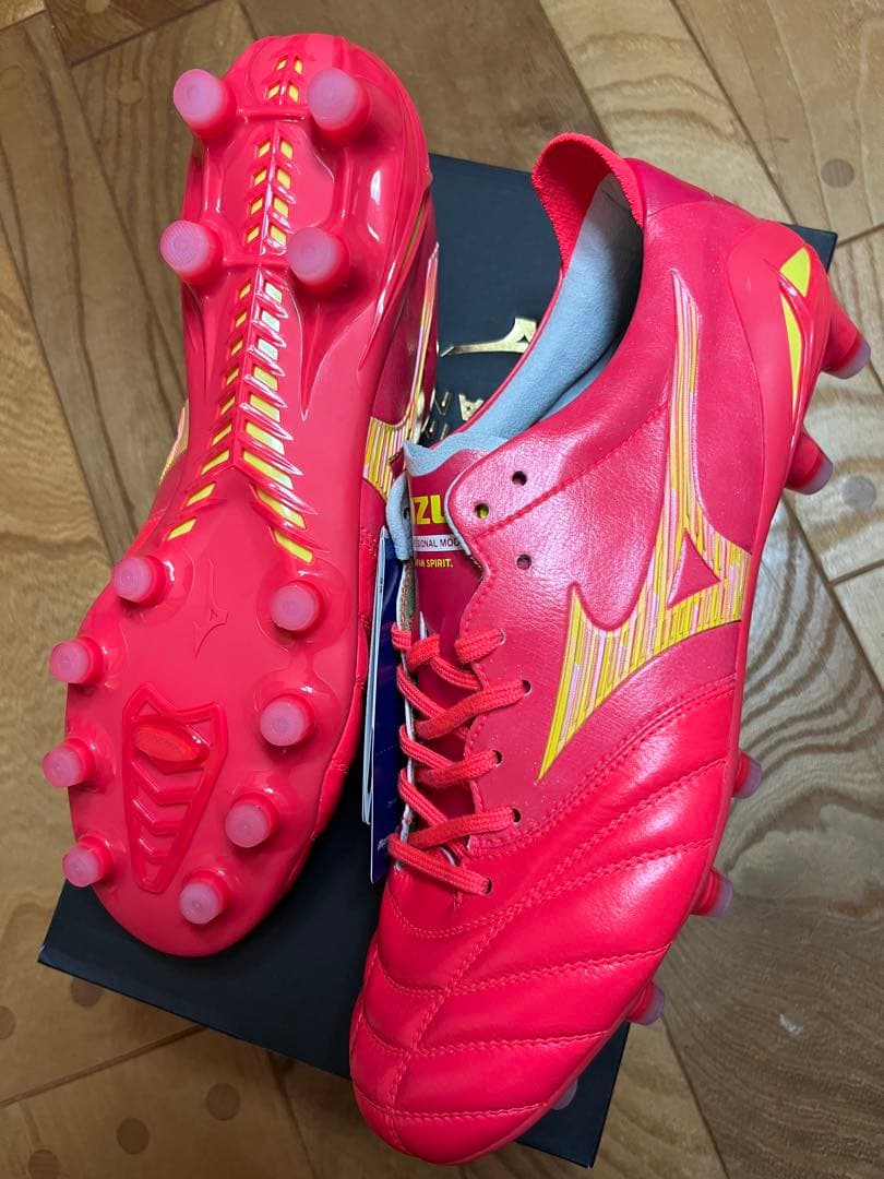 新品　超激レア　限定カラー　ミズノ　モレリア ネオ4 JAPAN 28cm