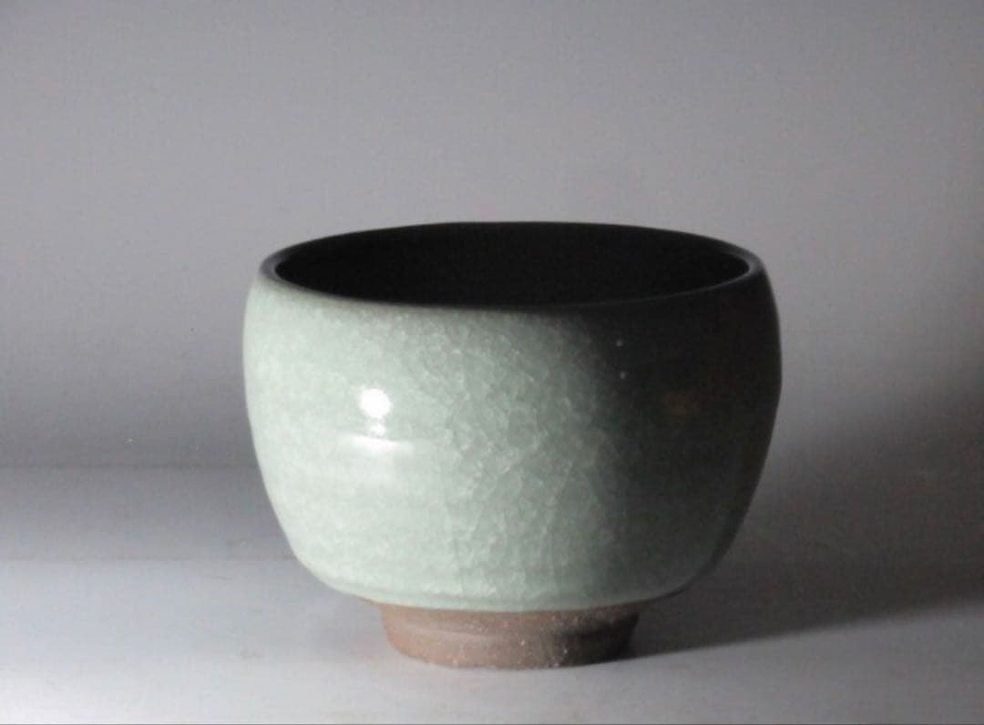 清水卯一 青磁貫入茶碗 美しく透明感のある名作！7130