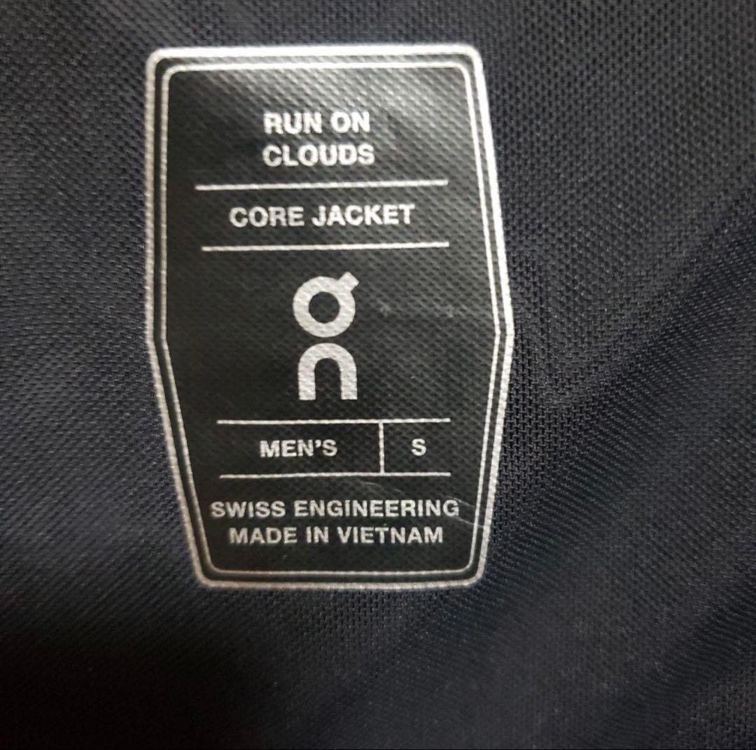 On Core Jacket コアジャケット ランニング