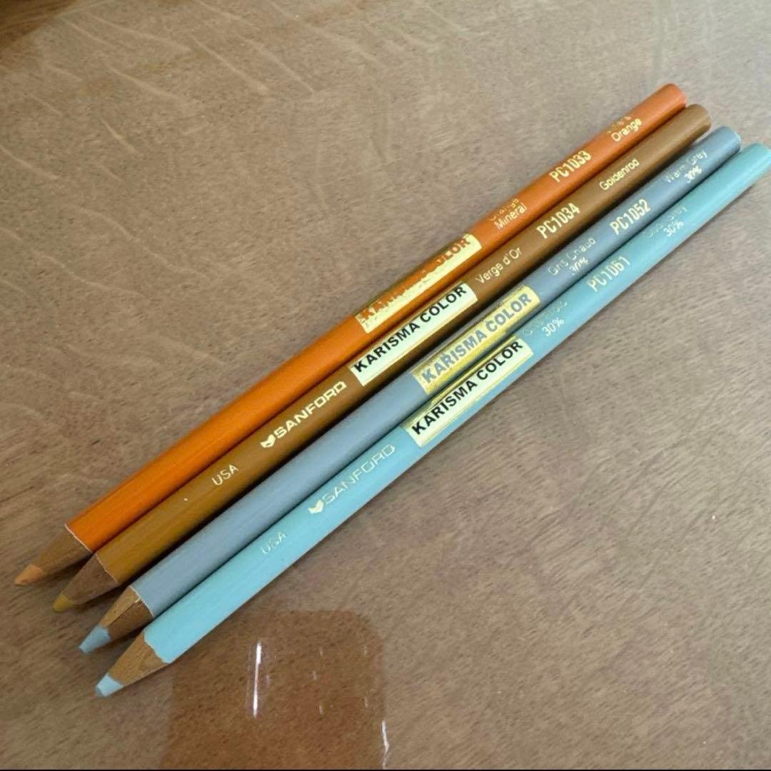 カリスマカラー　 油性色鉛筆　廃盤　72色セット＋バラ4本　合計76本