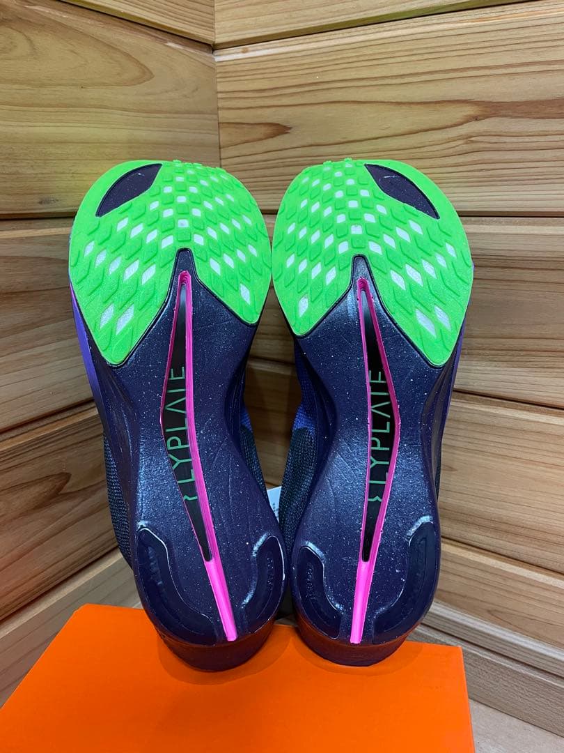 ズームストリークフライ2 GLAM メンズ　25.5