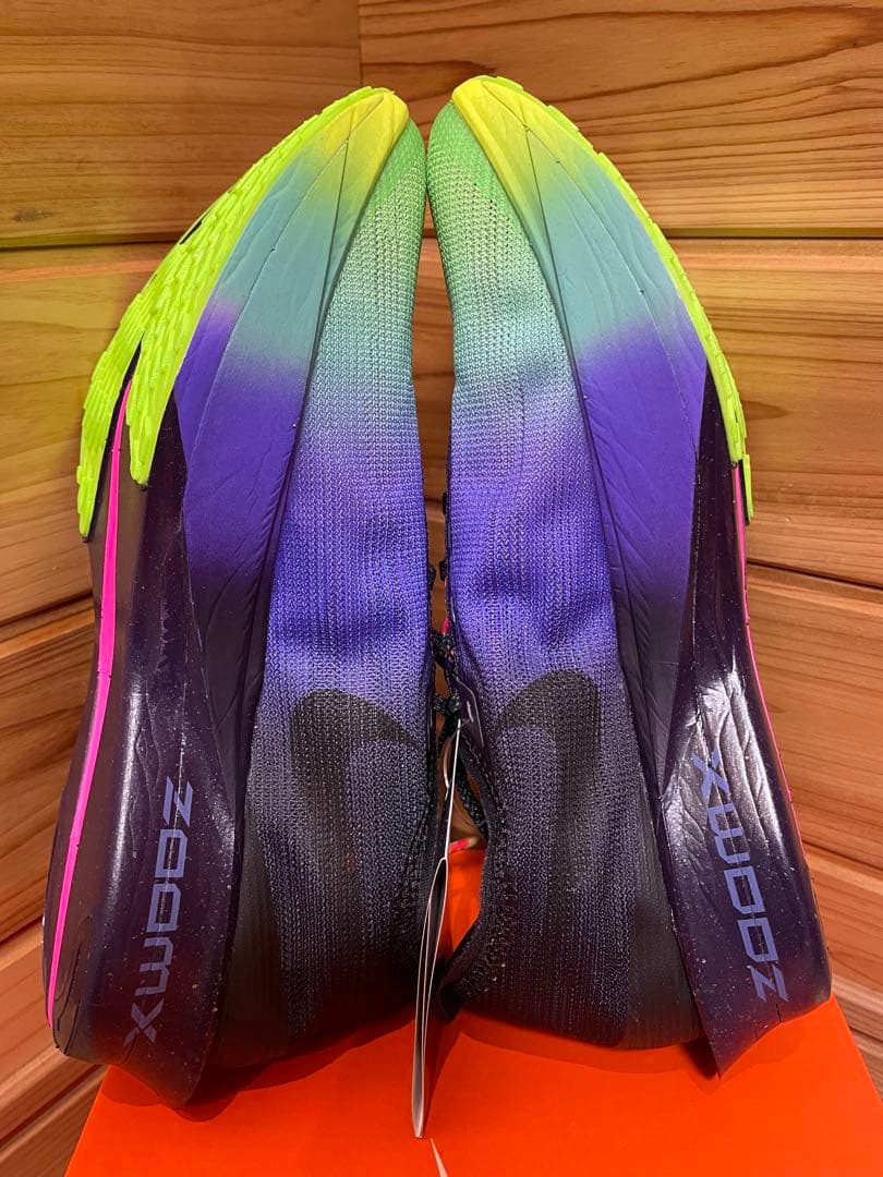 ズームストリークフライ2 GLAM メンズ　25.5