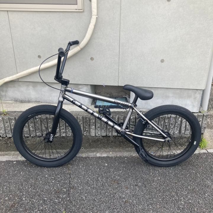 CULT VANSコラボ BMX