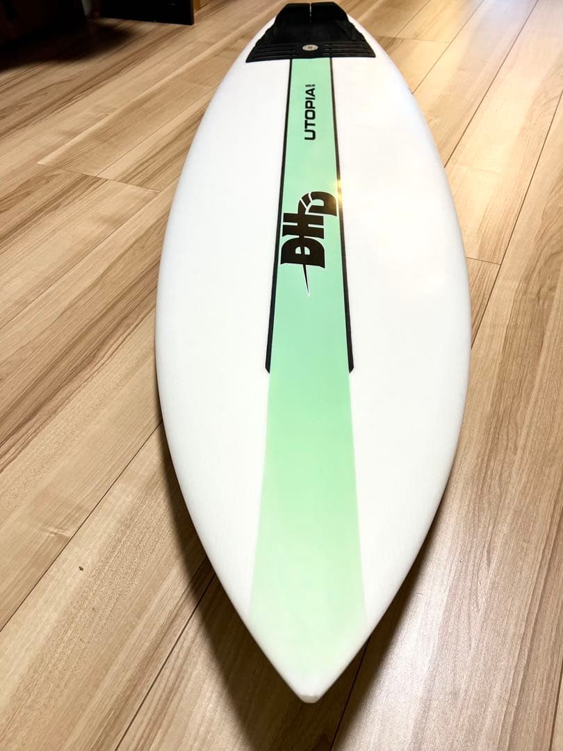 【極美品】 DHD UTOPIA 5.8 EPS サーフボード　ミントグリーン