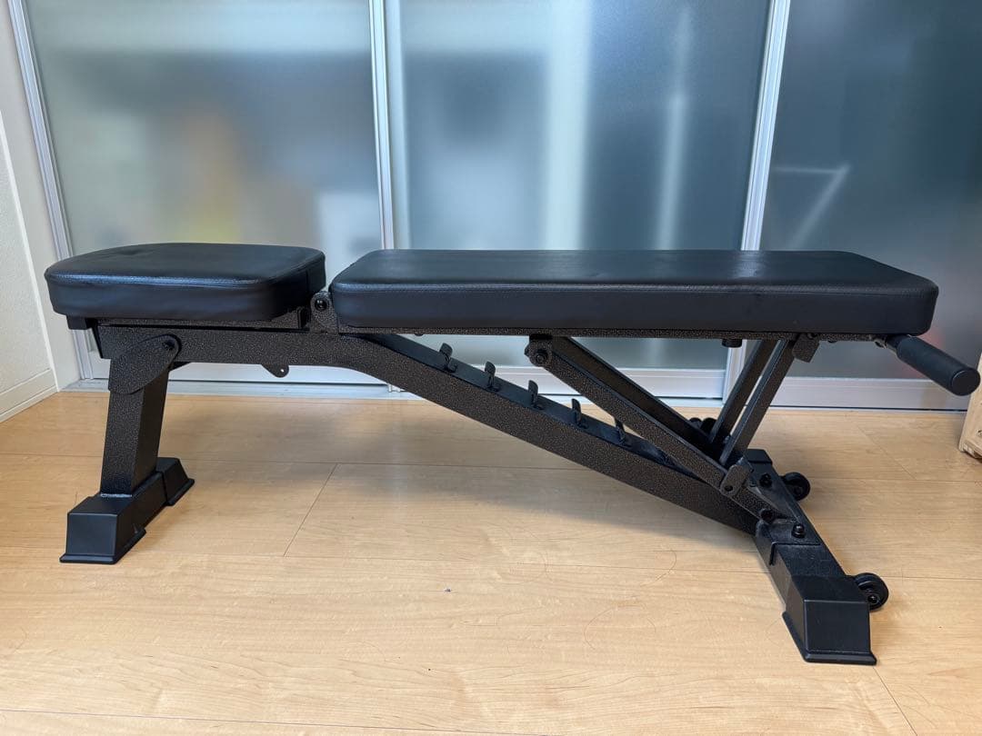 可変式トレーニングベンチ ブラック