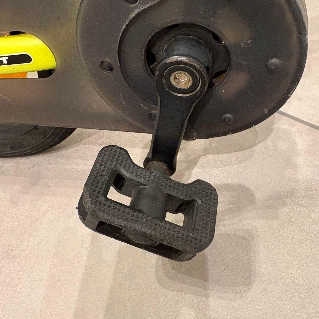 ストライダー限定色 STRIDER 14X ライムイエロー 幼児自転車