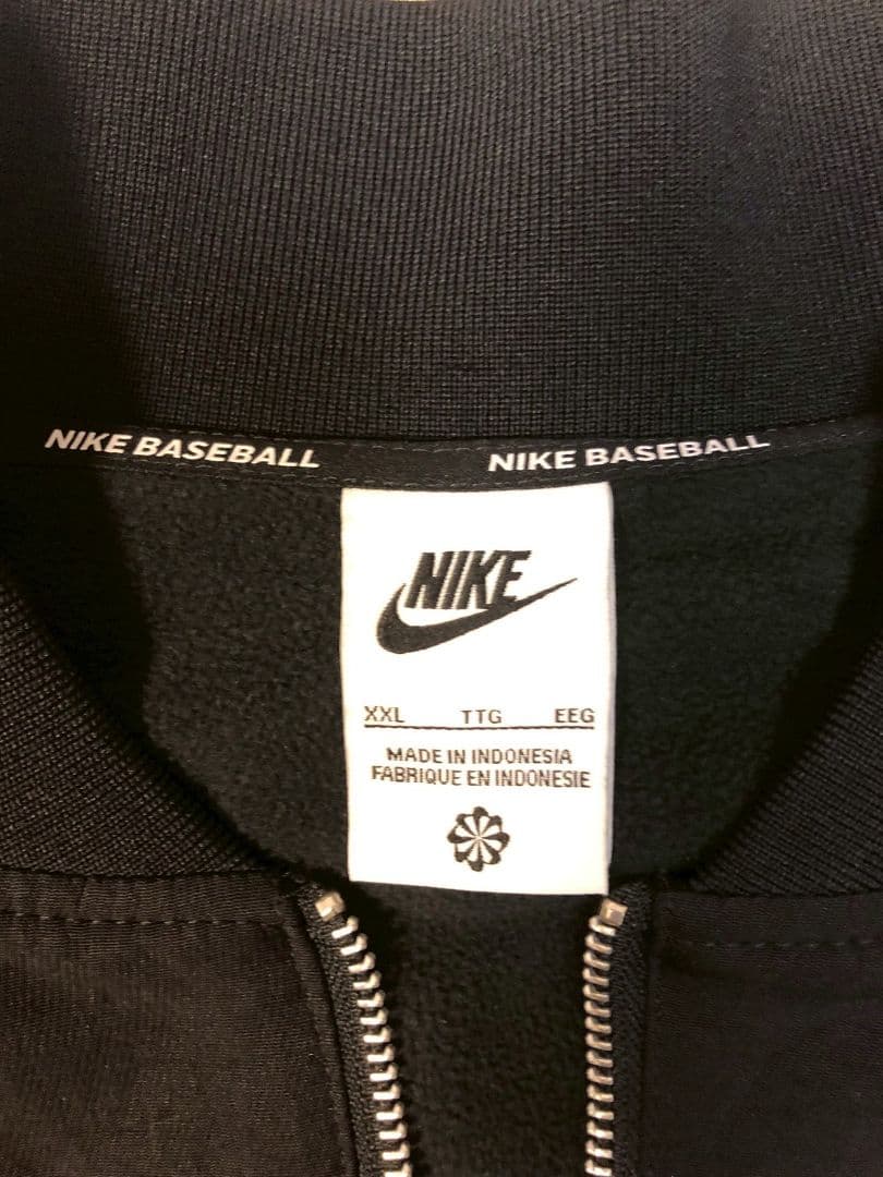 読売ジャイアンツ×NIKEグランドコート　XXL