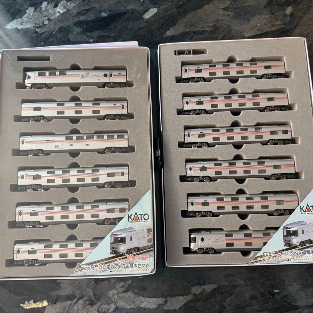 KATO E26系「カシオペア」基本・増結セット　10-399 10-400