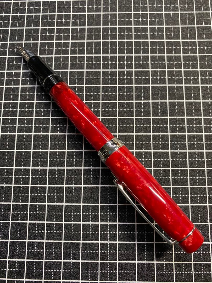 PILOT CUSTOM LEGANCE Red 万年筆　字幅F