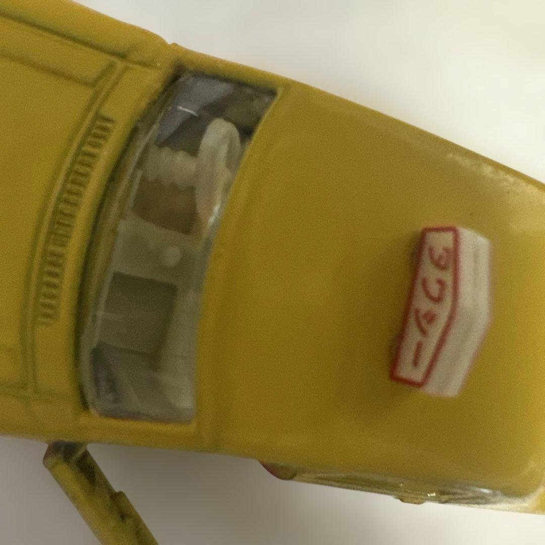 トミカ黒箱No.28TOYOTA クラウン　タクシー ヴィンテージ