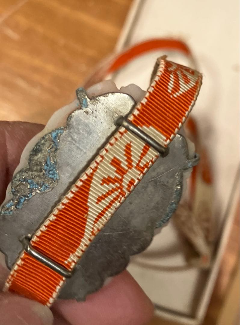 白珊瑚珠帯留　アンティーク