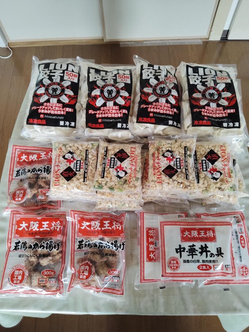 ヒロセ餃子唐揚げチャーハン中華丼総合計37袋（タレ3本、せいろ1個含む）