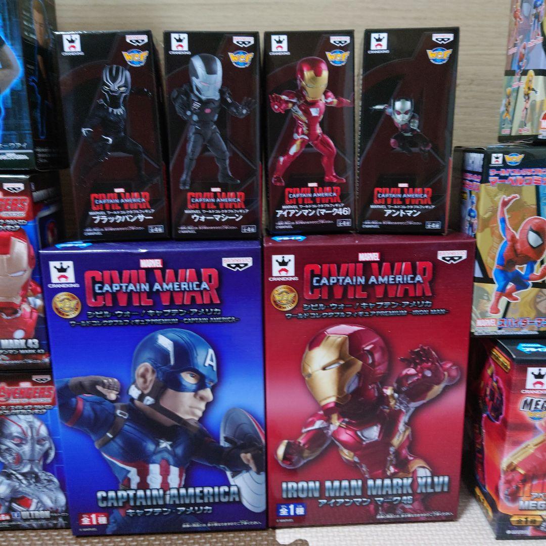 アベンジャーズ アイアンマン ワールドコレクタブルフィギュア　36体