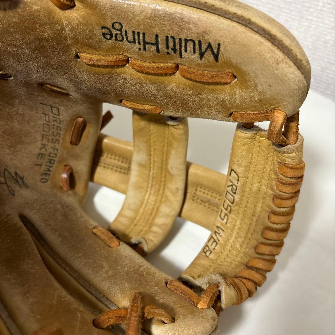 ミズノ グローブ　赤カップ　限定品