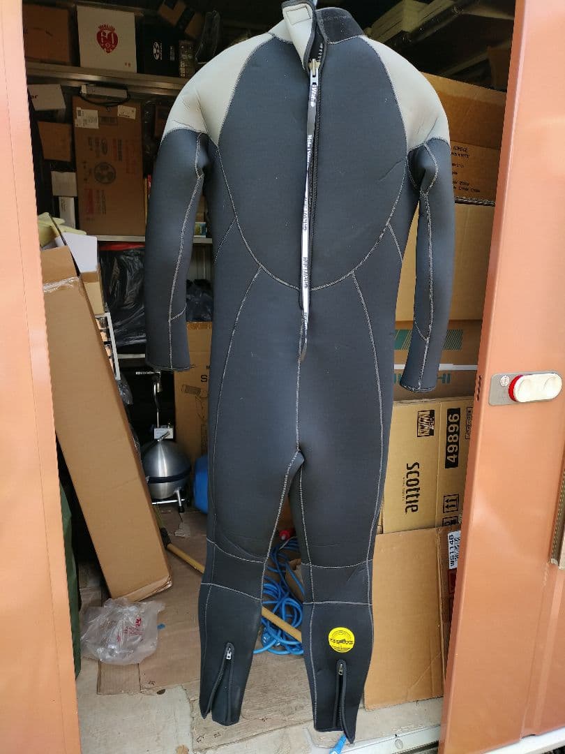 Hela i Waho フルスーツ ウェットスーツ 黒/グレー 2着セット