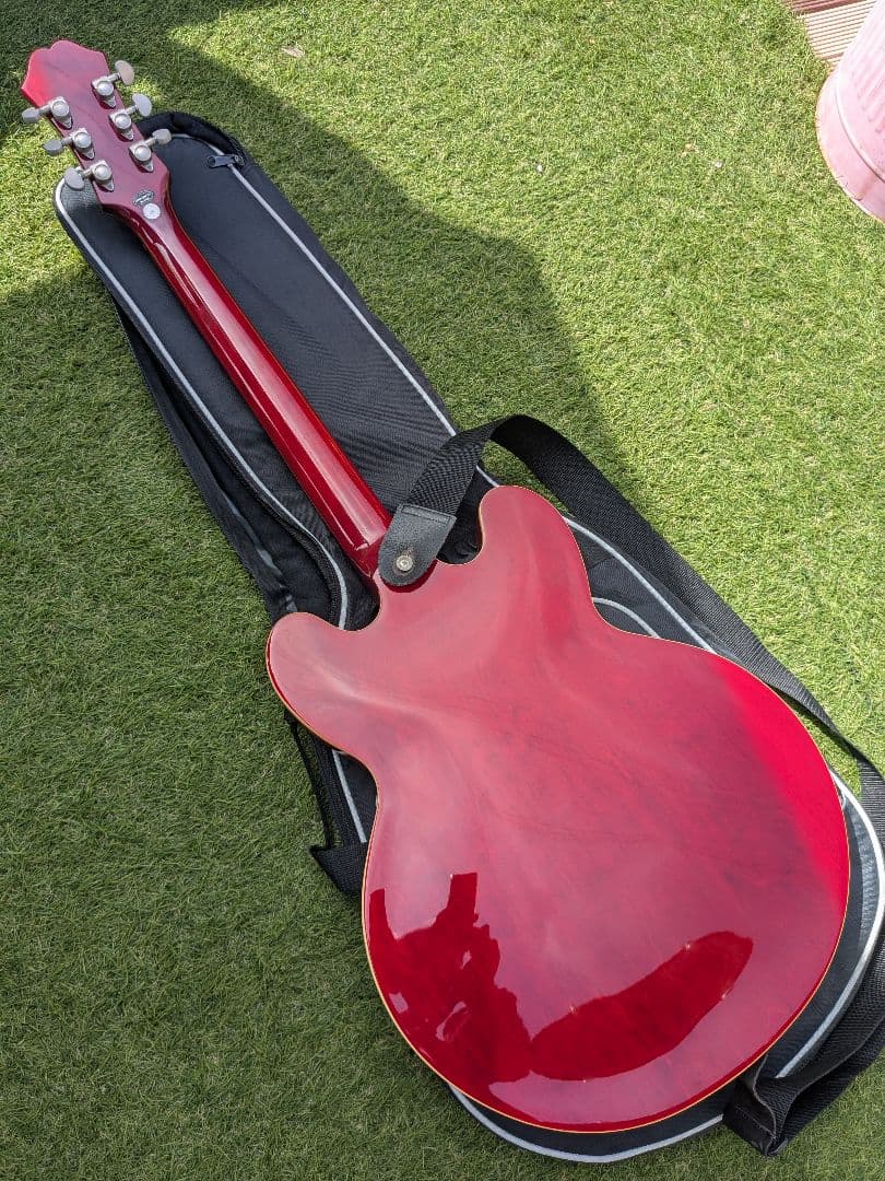 極美品 Epiphone dot CH ES-335タイプ ケース付 セミアコ